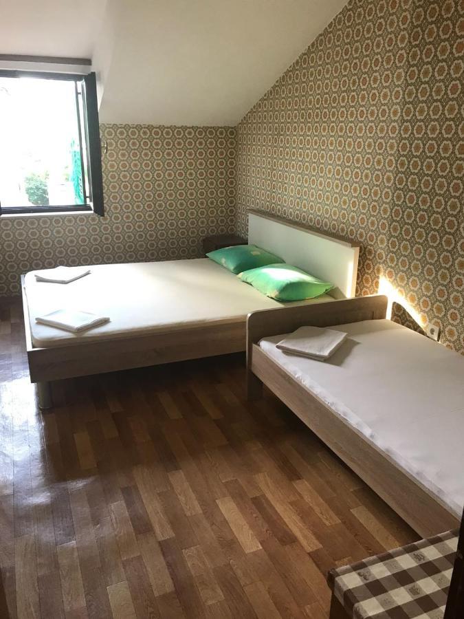 Big 4-Bedroom Apartment Perica, Подстрана Экстерьер фото