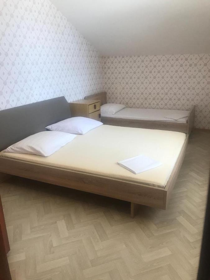 Big 4-Bedroom Apartment Perica, Подстрана Экстерьер фото