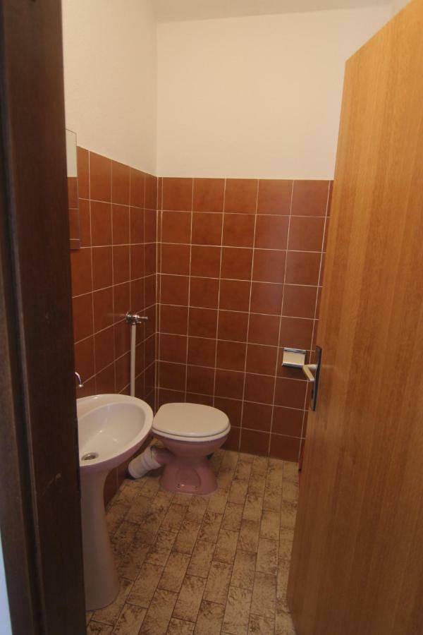 Big 4-Bedroom Apartment Perica, Подстрана Экстерьер фото